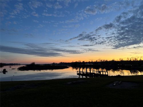 512 Laurel Cv W, Onalaska, TX, 77360-5038 | Card Image