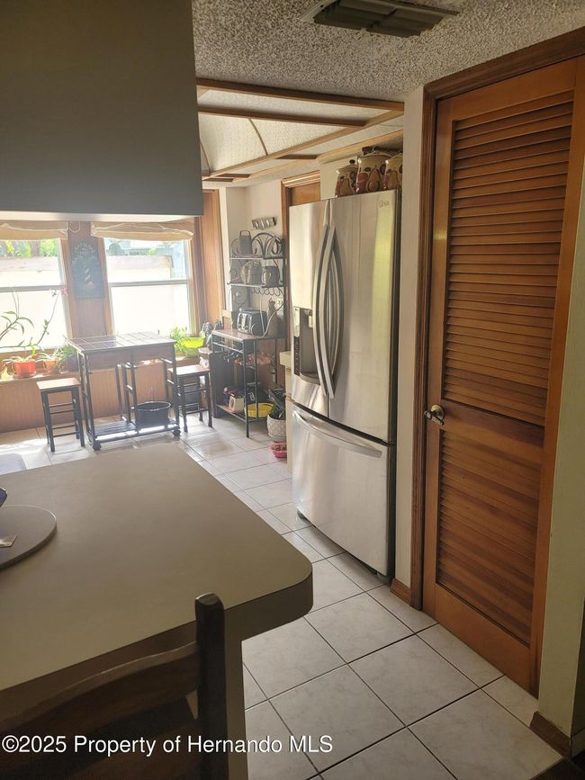 6231 Wayside Ct, House other with 3 bedrooms, 2 bathrooms and null parking in SPRING HILL FL | Image 7