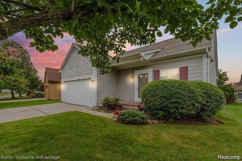 41546 Cornell Dr, Novi, MI, 48377-1559 | Card Image