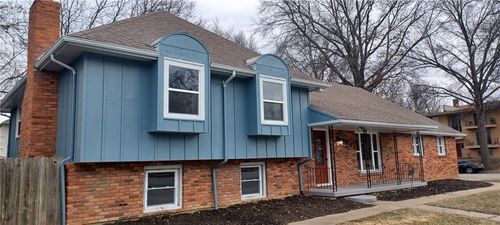 2843 Benton Blvd, Kansas City, MO, 64128-1139 | Card Image