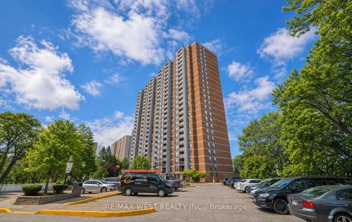 1503-85 Emmett Avenue, North York, ON, M6M5A2 | Card Image