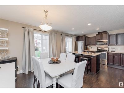 38 - 5317 3 Ave Sw, Townhouse with 3 bedrooms, 3 bathrooms and null parking in Edmonton AB | Image 3