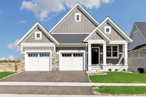 9145 Mills Dr, Chanhassen, MN, 55317-2203 | Card Image