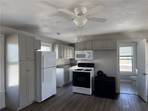 apt-4-251 High St, Cumberland, RI, 02864-7939 | Card Image