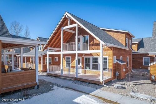 34 Hitchcock Dr, Dover, ID, 83825-5100 | Card Image