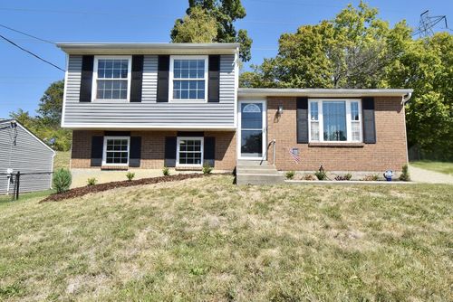 26 Valeside Dr, Covington, KY, 41017-9427 | Card Image