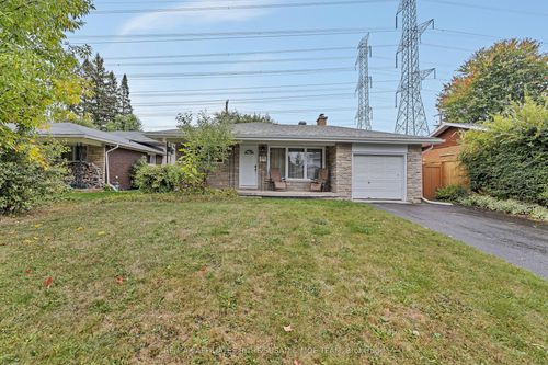 596 Dickinson Ave, Ottawa, ON, K1V7J4 | Card Image