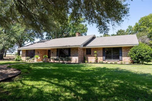 1800 Woodcrest Ave, Corsicana, TX, 75110-1554 | Card Image