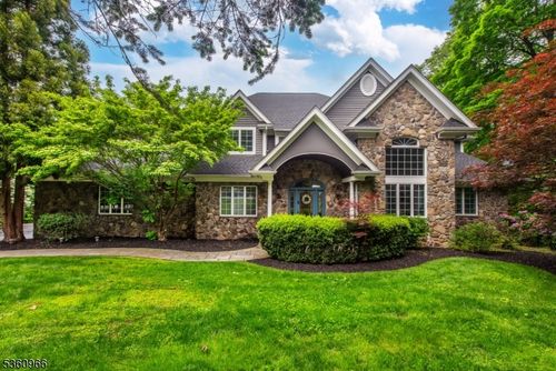 7 Briscoe Chase, Ringwood, NJ, 07456-2733 | Card Image