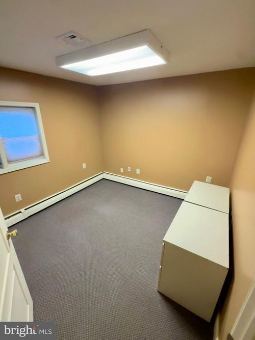 5248 Township Line Rd, DREXEL HILL, PA, 19026-4527 | Card Image