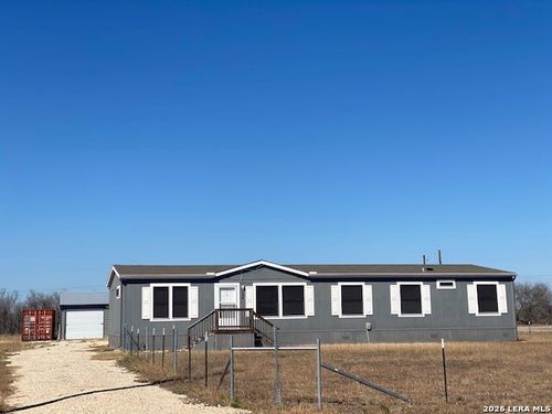 124 Galle Estates Cir, Kingsbury, TX, 78638-2057 | Card Image