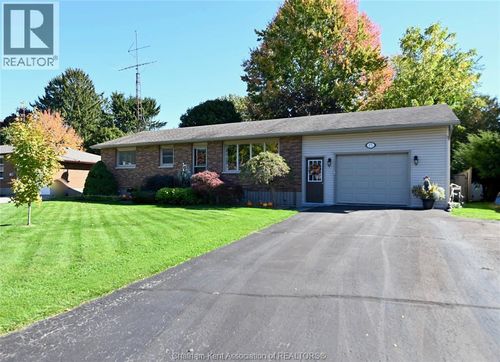 15 Hillsdale Avenue, Ridgetown, ON, N0P2C0 | Card Image