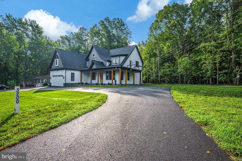 Residential in LOCUST GROVE 2