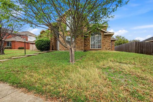 611 Fern Drive, Desoto, TX, 75115 | Card Image