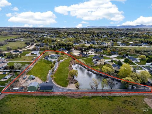 1850 Serengeti Dr, Nampa, ID, 83686-7071 | Card Image