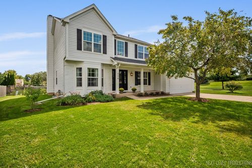 224 Bristol Ct, Sugar Grove, IL, 60554-5415 | Card Image