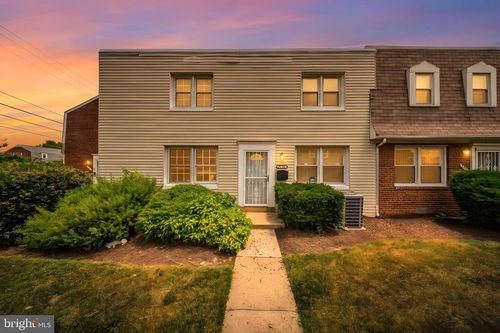 54-2733 Iverson St, TEMPLE HILLS, MD, 20748-1505 | Card Image