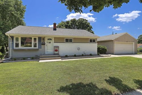 9705 W Montana Avenue, WEST ALLIS, WI, 53227 | Card Image