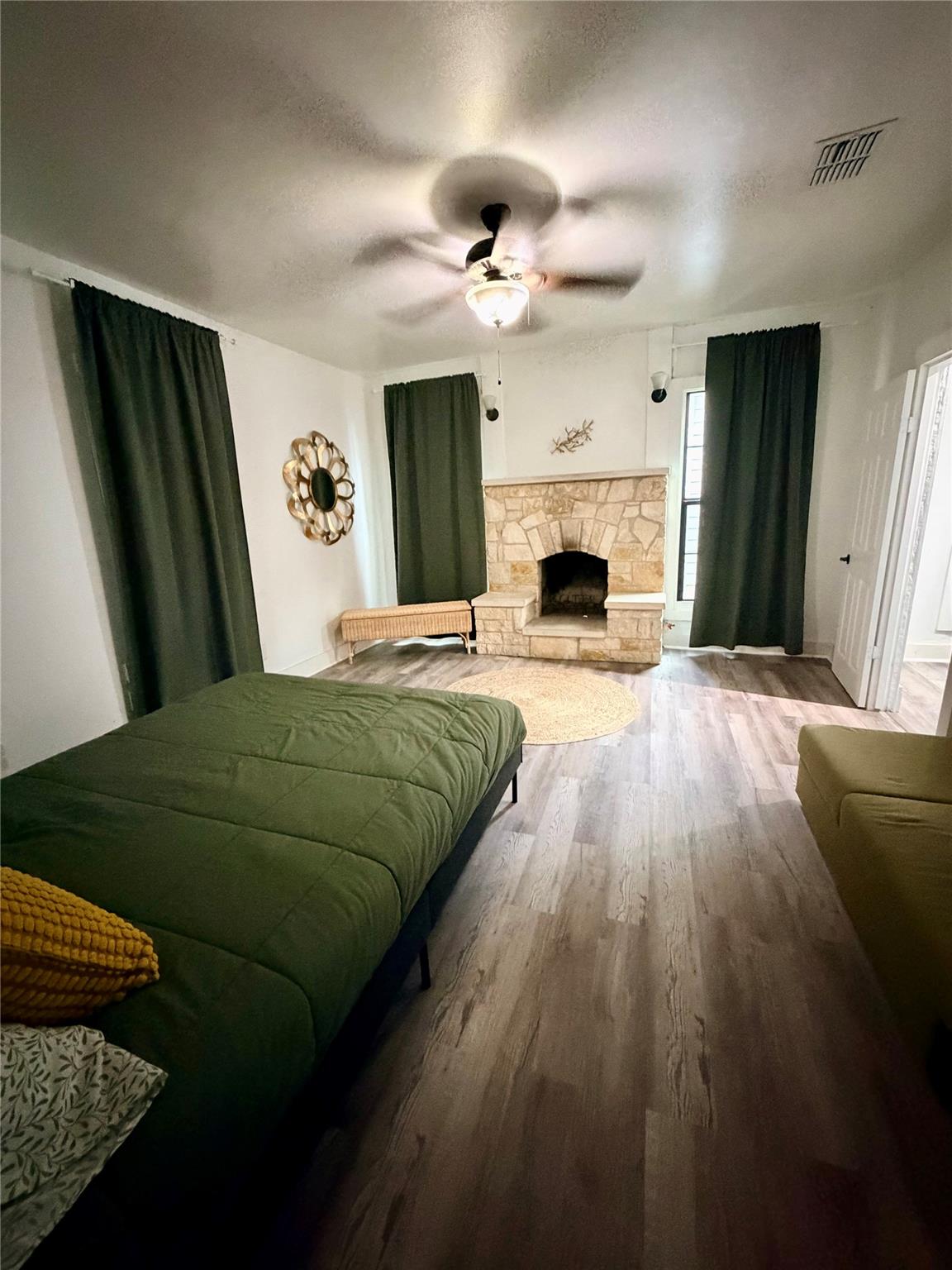 Residential Lease in Buda 5