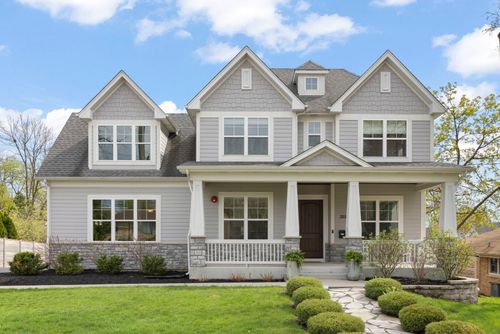 359 Hawthorne Blvd, Glen Ellyn, IL, 60137-4003 | Card Image