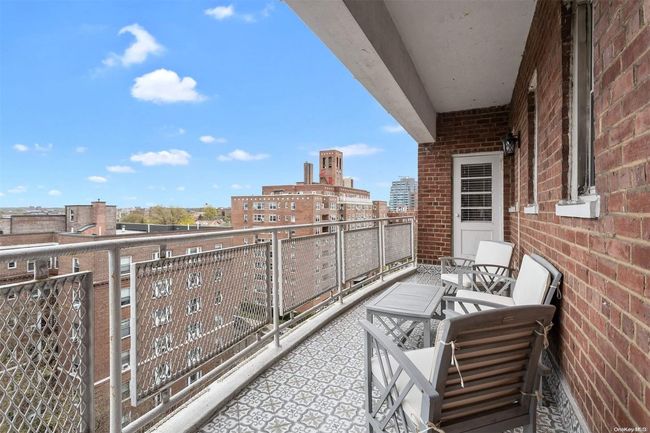 APT-9A - 69-10 108 Th St, Home with 2 bedrooms, 2 bathrooms and null parking in Forest Hills NY | Image 15