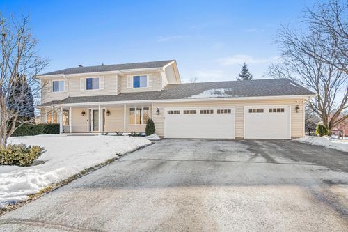 13925 Duluth Ct, Apple Valley, MN, 55124-9220 | Card Image