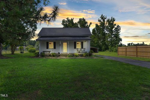 19431 Nc Highway 33 Nw, Whitakers, NC, 27891-8928 | Card Image