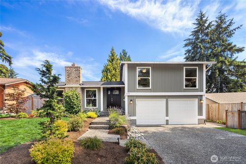 11119 Ne 142nd Street, Kirkland, WA, 98034 | Card Image