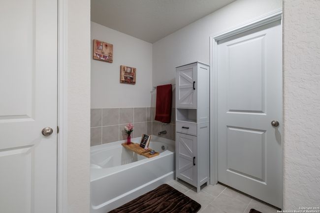 626 Diamond Shls, House other with 4 bedrooms, 3 bathrooms and null parking in Cibolo TX | Image 15