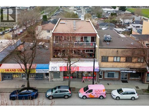 4169-4171 Fraser St, Vancouver, BC, V5V4E9 | Card Image