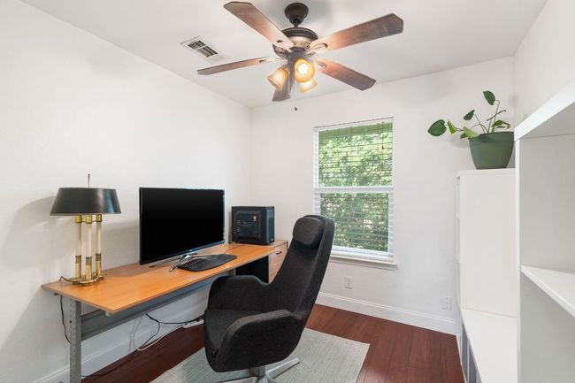 Office or 4th bedroom | Image 11