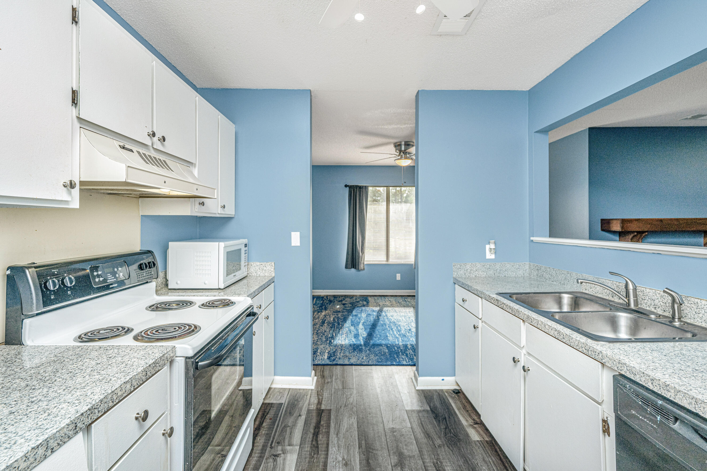 Greencastle Dr, Goose Creek, SC 29445