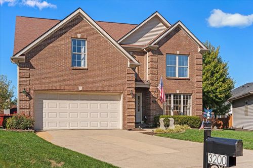 3200 Winged Foot Cir, Lexington, KY, 40509-8465 | Card Image