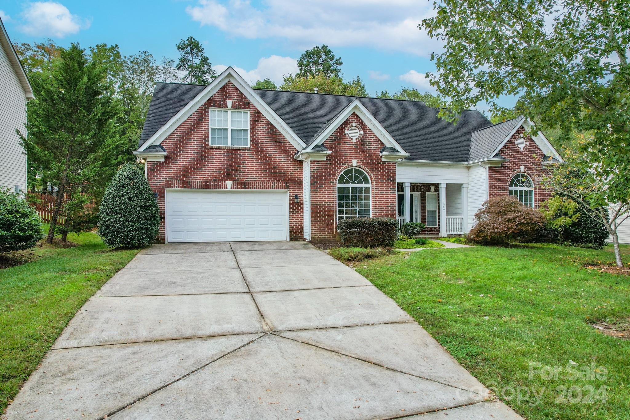 Connie Ct, Matthews, NC 28105