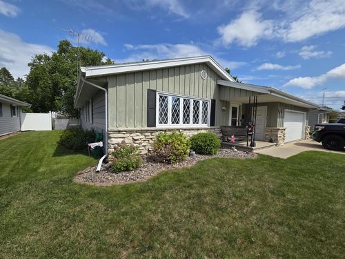 1641 Atlanta Circle, Manitowoc, WI, 54220 | Card Image
