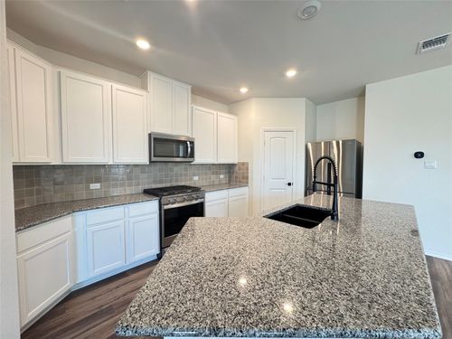 3919 La Contenta Ln, Round Rock, TX, 78665-2937 | Card Image