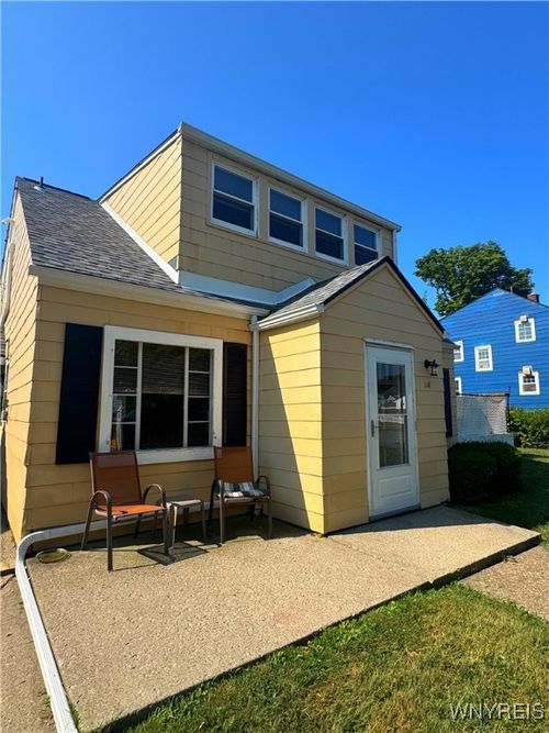 156 Hoover Ave, Buffalo, NY, 14217-2518 | Card Image