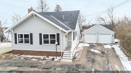 1721 W Main Street, LITTLE CHUTE, WI, 54911 | Card Image