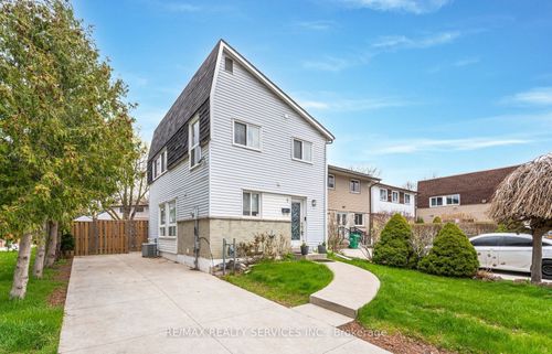9 Hawkins Crt, Brampton, ON, L6S2N7 | Card Image