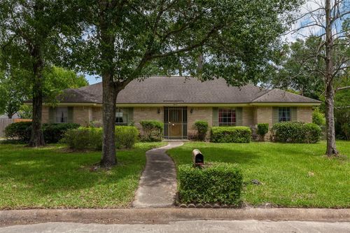 2812 Fairway Dr, Orange, TX, 77630-2159 | Card Image