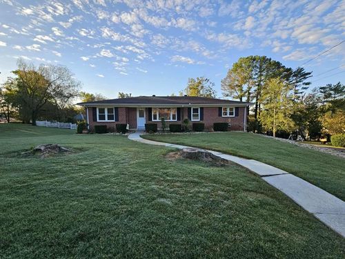 636 Carmack Ave, Carthage, TN, 37030-1139 | Card Image