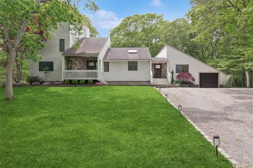 18 Quail Run, Hampton Bays, NY, 11946-1425 | Card Image