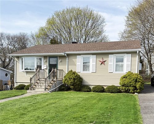 18 John Duggan Rd, Tiverton, RI, 02878-1514 | Card Image