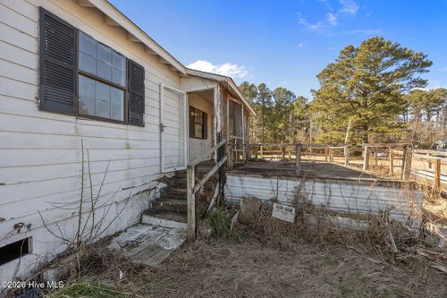 270 Smith Creek Rd, Bayboro, NC, 28515-6004 | Card Image