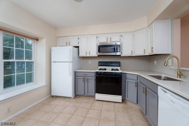330 Smithwold Rd, House other with 2 bedrooms, 2 bathrooms and null parking in Somerset NJ | Image 6
