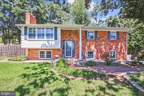 130 Great Lake Dr, ANNAPOLIS, MD, 21403-3728 | Card Image