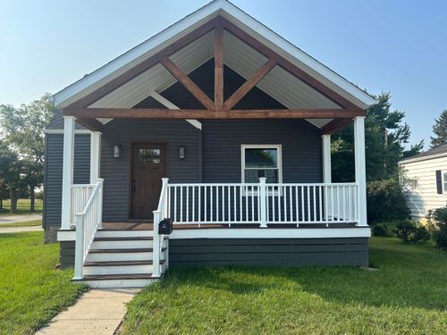 515 E Walnut St, Coldwater, OH, 45828-1766 | Card Image