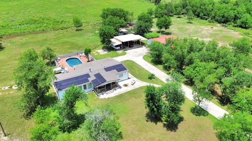 9832 Providence Rd, Needville, TX, 77461-9453 | Card Image