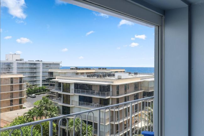 C605 - 3230 S Ocean Blvd, Condo with 2 bedrooms, 2 bathrooms and null parking in Palm Beach FL | Image 20