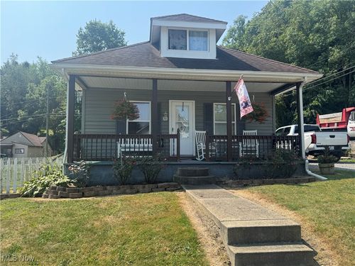 102 Reynolds St, East Liverpool, OH, 43920-1941 | Card Image